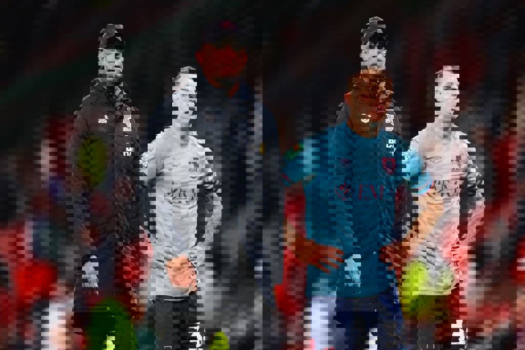 1785975