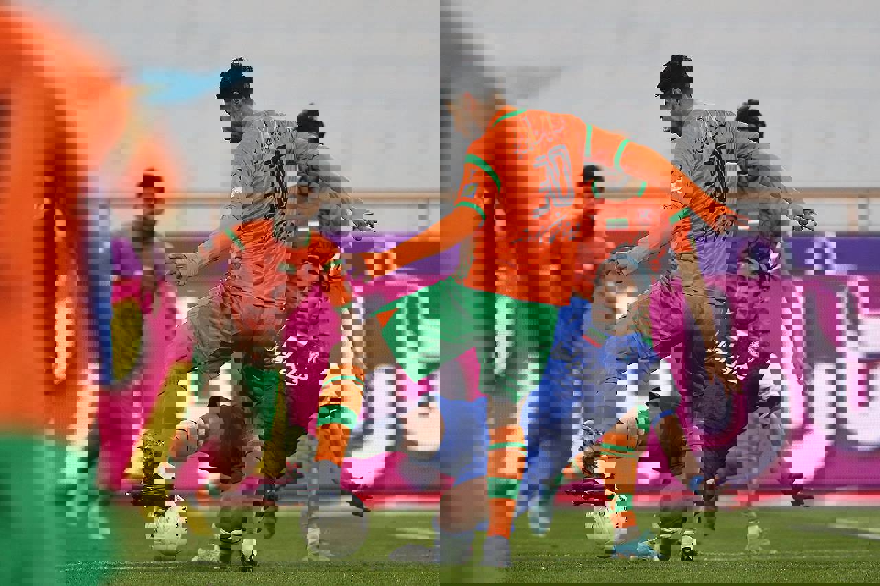 1786378