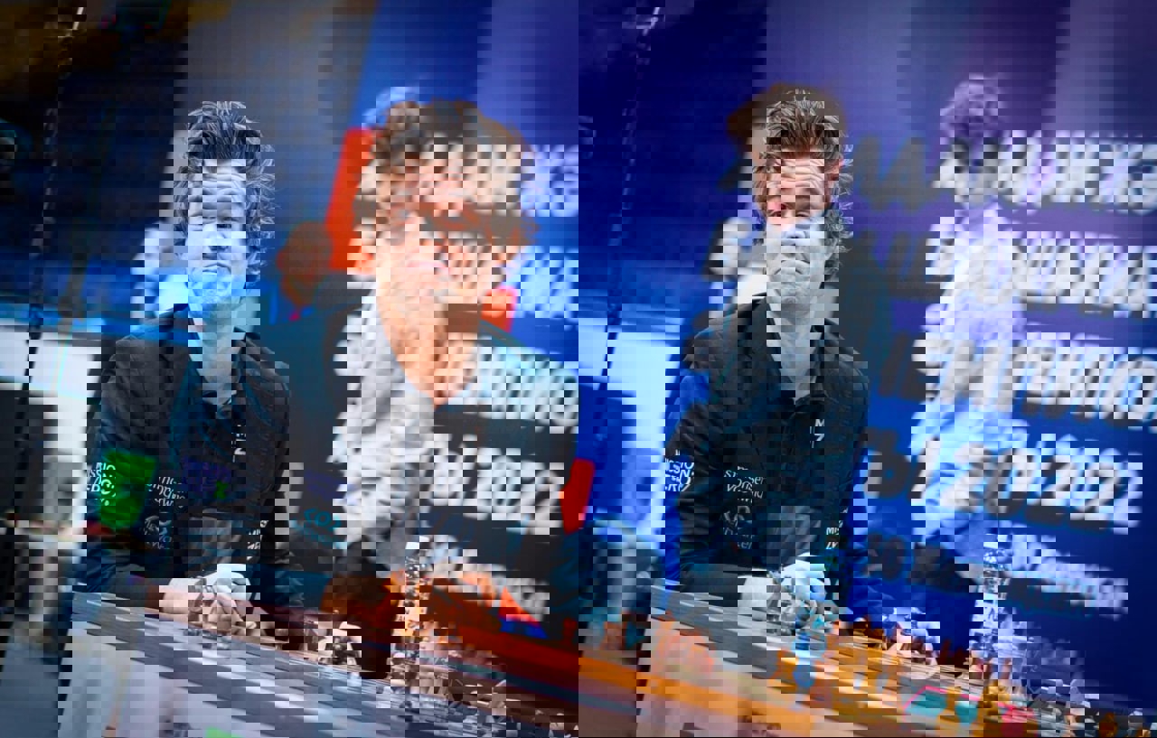 1786364