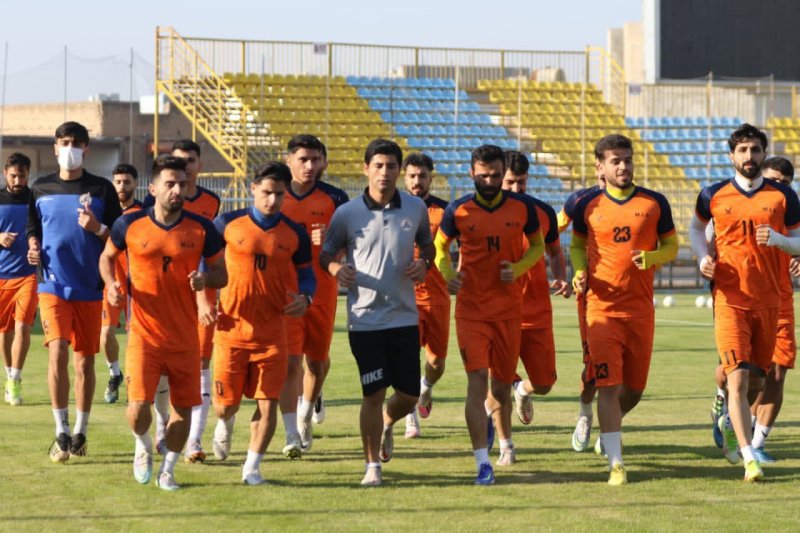 نفتی های مسجد سلیمان چشم به راه ماندند