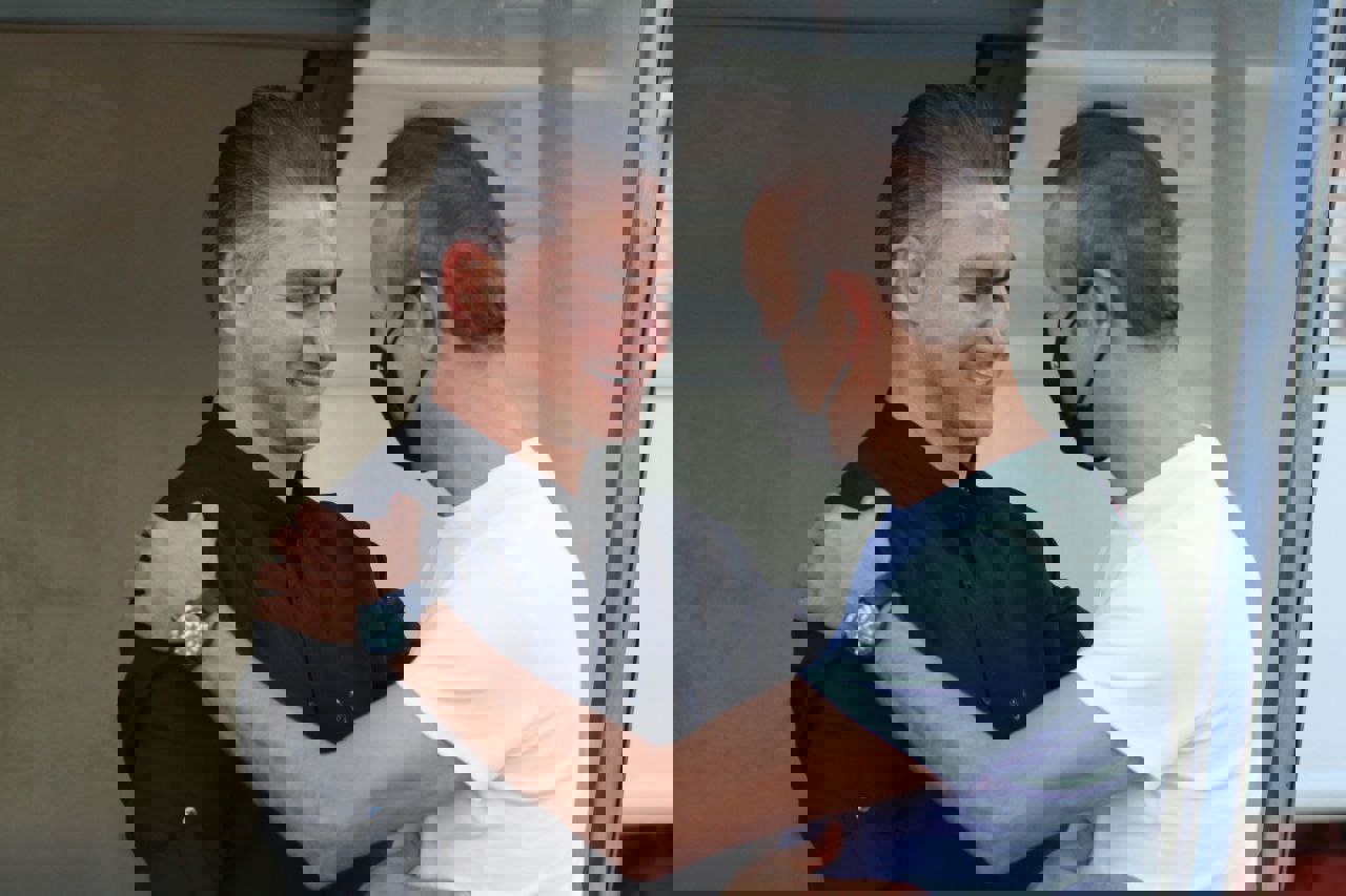 1787982