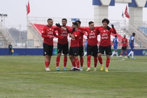 پرسپولیس - تراکتور ، بدون مهاجم و دو گل به استقلال