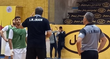هندبالیستها اشتباهات فردی داشتند / کاظمی و اورعی به زودی به تیم ملی ملحق میشوند
