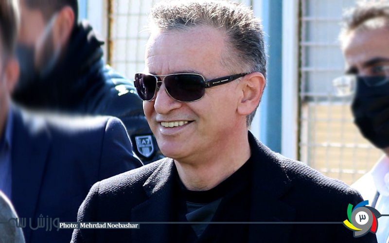 زنوزی روی ابرها سیر میکند!