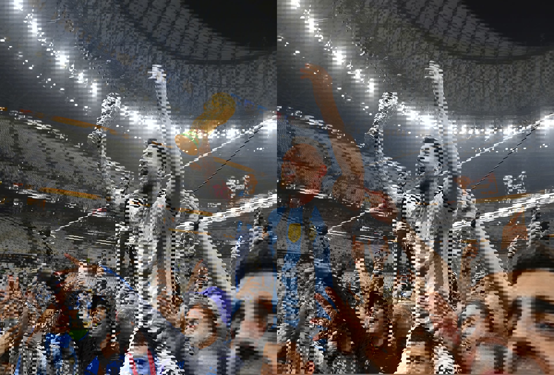 1792878