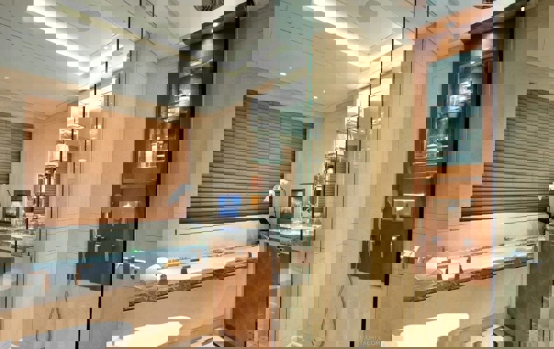 1792907