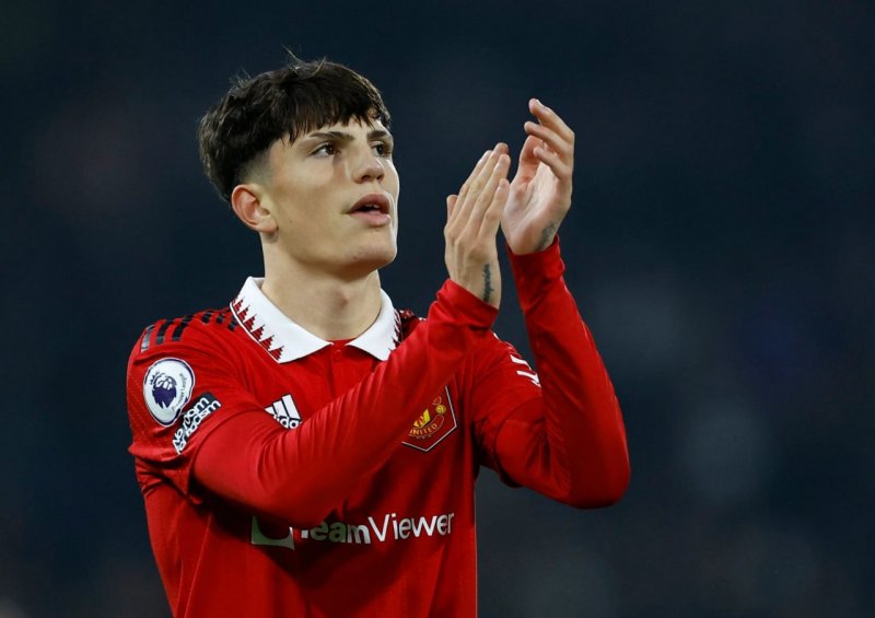 یونایتد آماده عقد طولانیترین قرارداد تاریخ