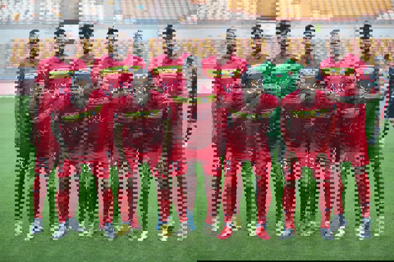 1795563