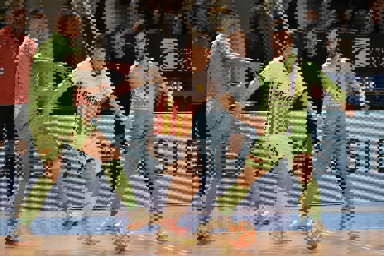 1796123