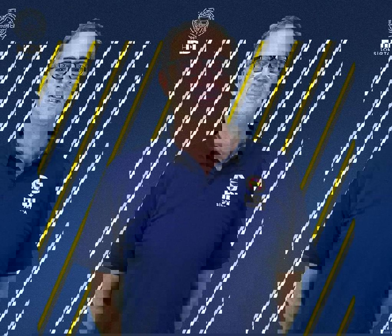 1796806