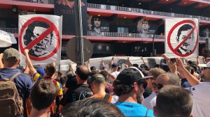 تظاهرات هواداران والنسیا علیه اخراج گتوزو