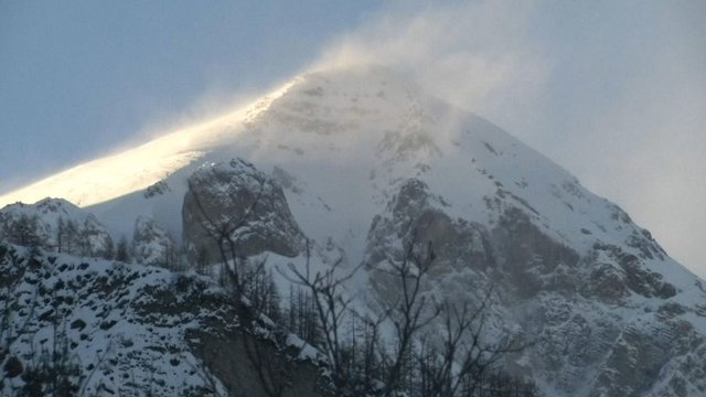خطر کولاک برف و ریزش بهمن در ارتفاعات