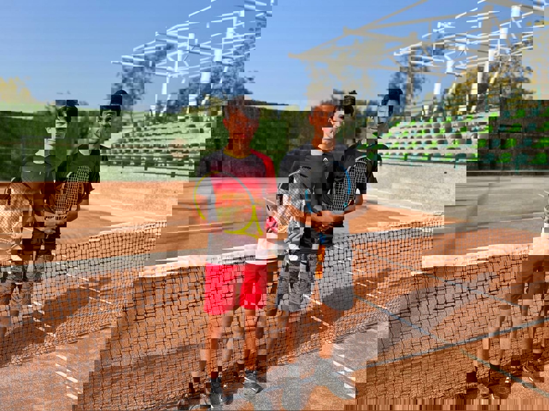 1798158