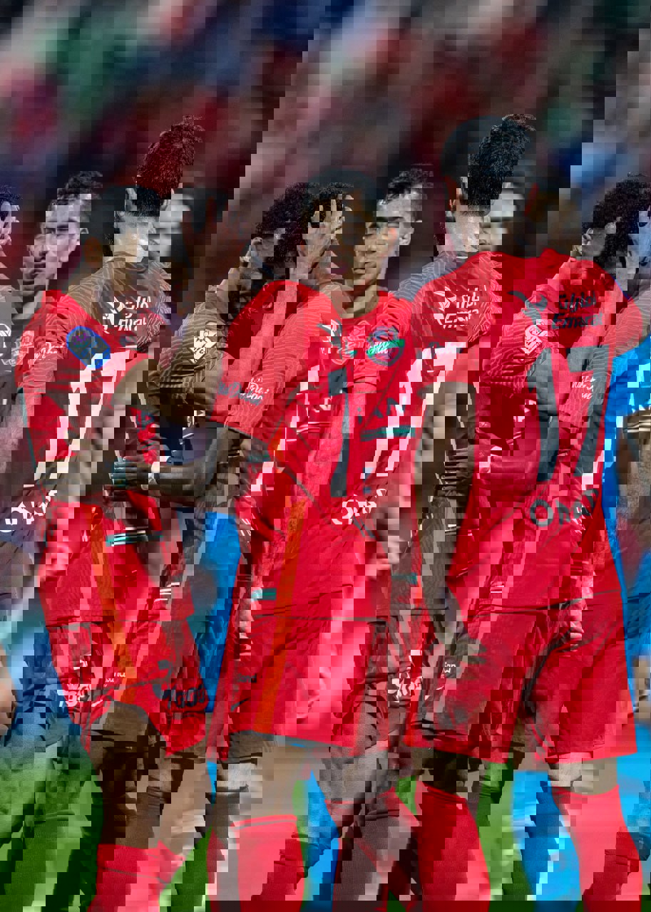 1798354
