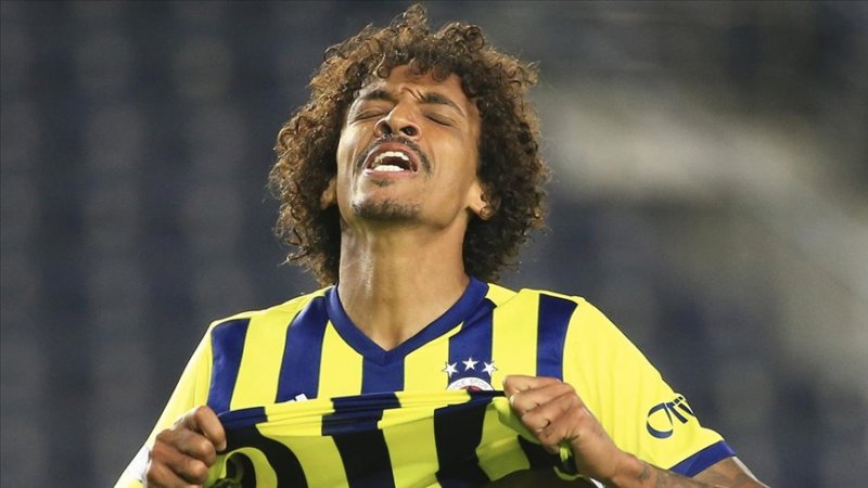 هافبک النصر: کار ما با آمدن رونالدو سختتر شد!