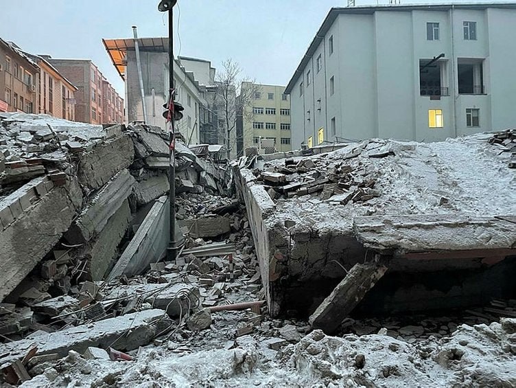 مرگ 15 عضو خانواده مربی ترکیه‌ای در زلزله
