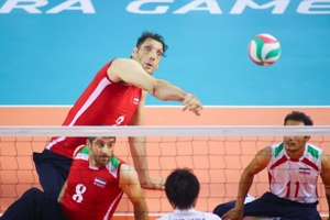 مس شهر بابک قهرمان لیگ والیبال نشسته مردان شد
