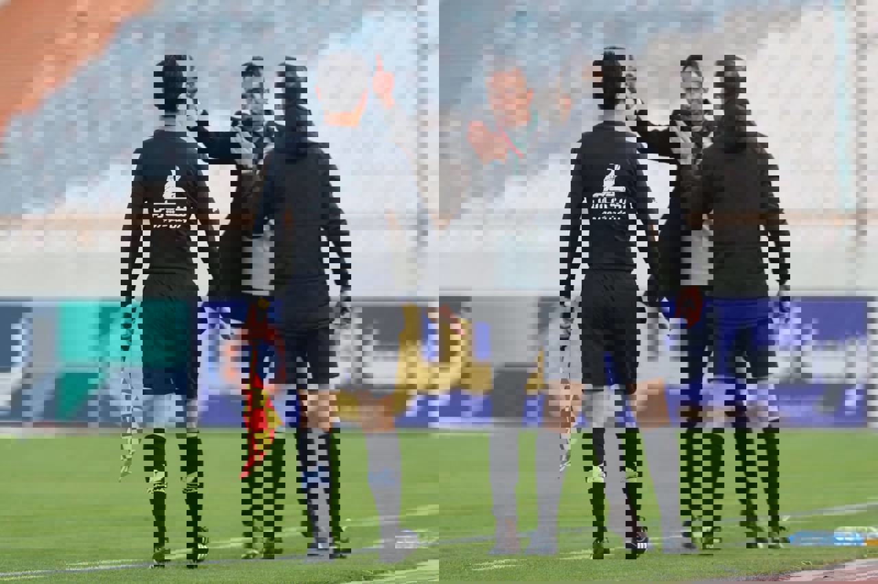 1799829