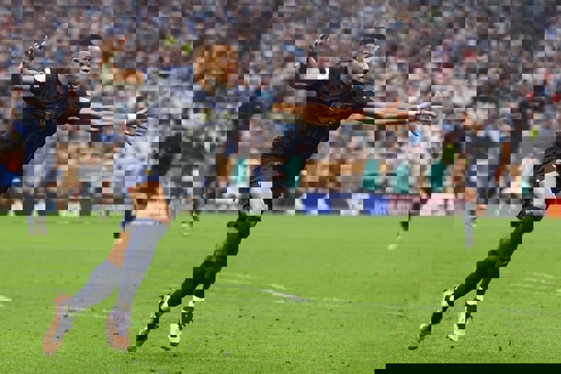 1800540