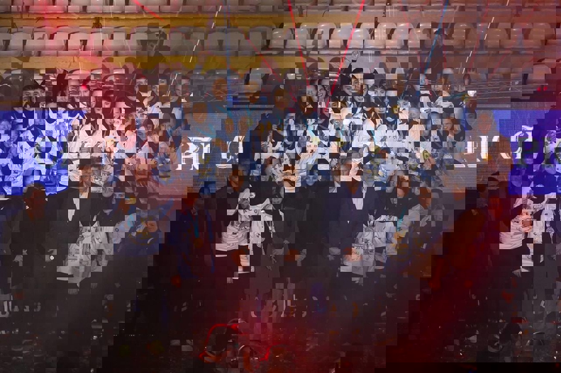 1800590