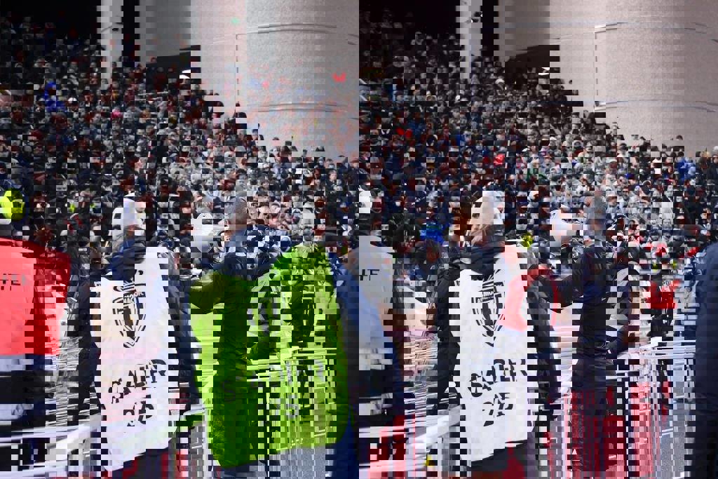 1800835