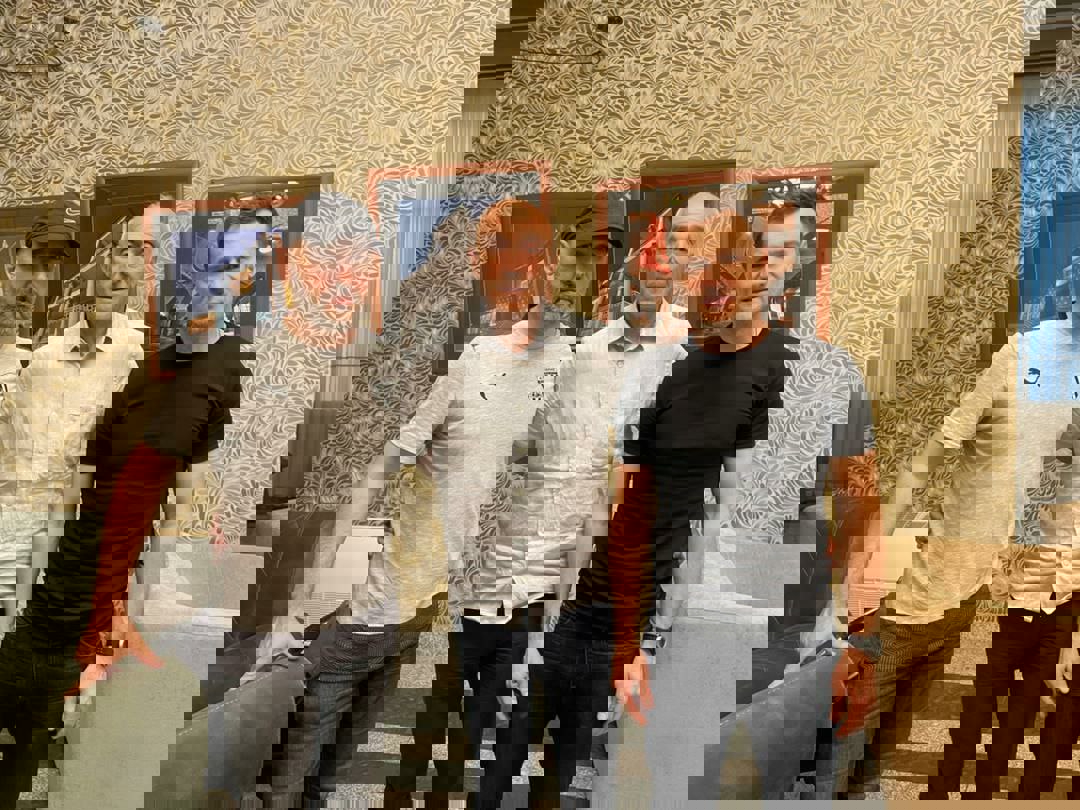1800951