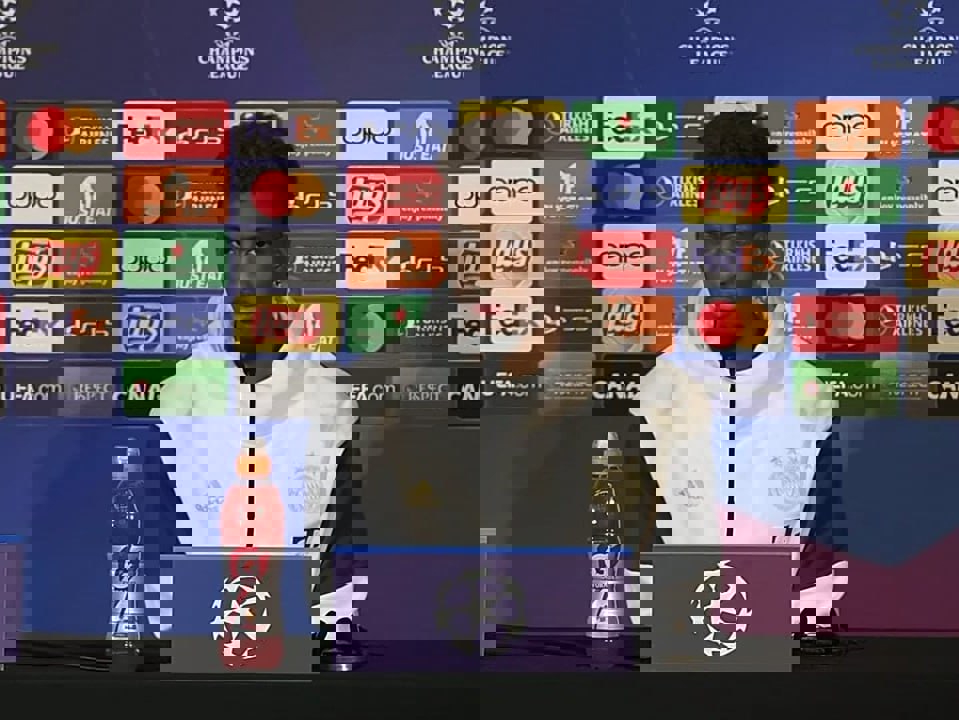 1801566