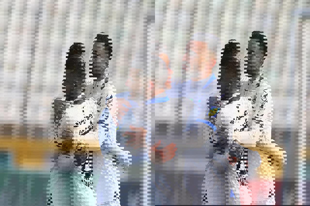 1801304