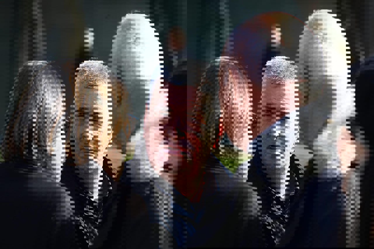1802278
