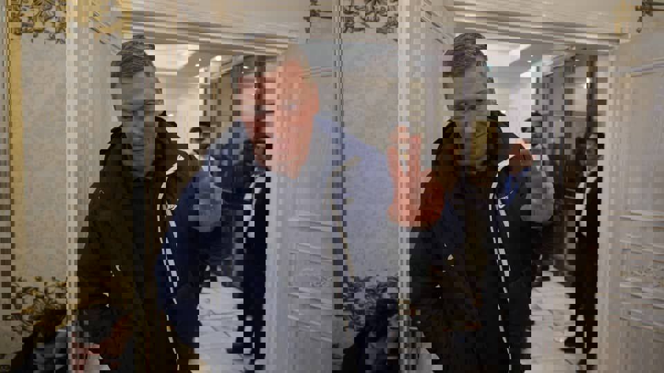 1802758