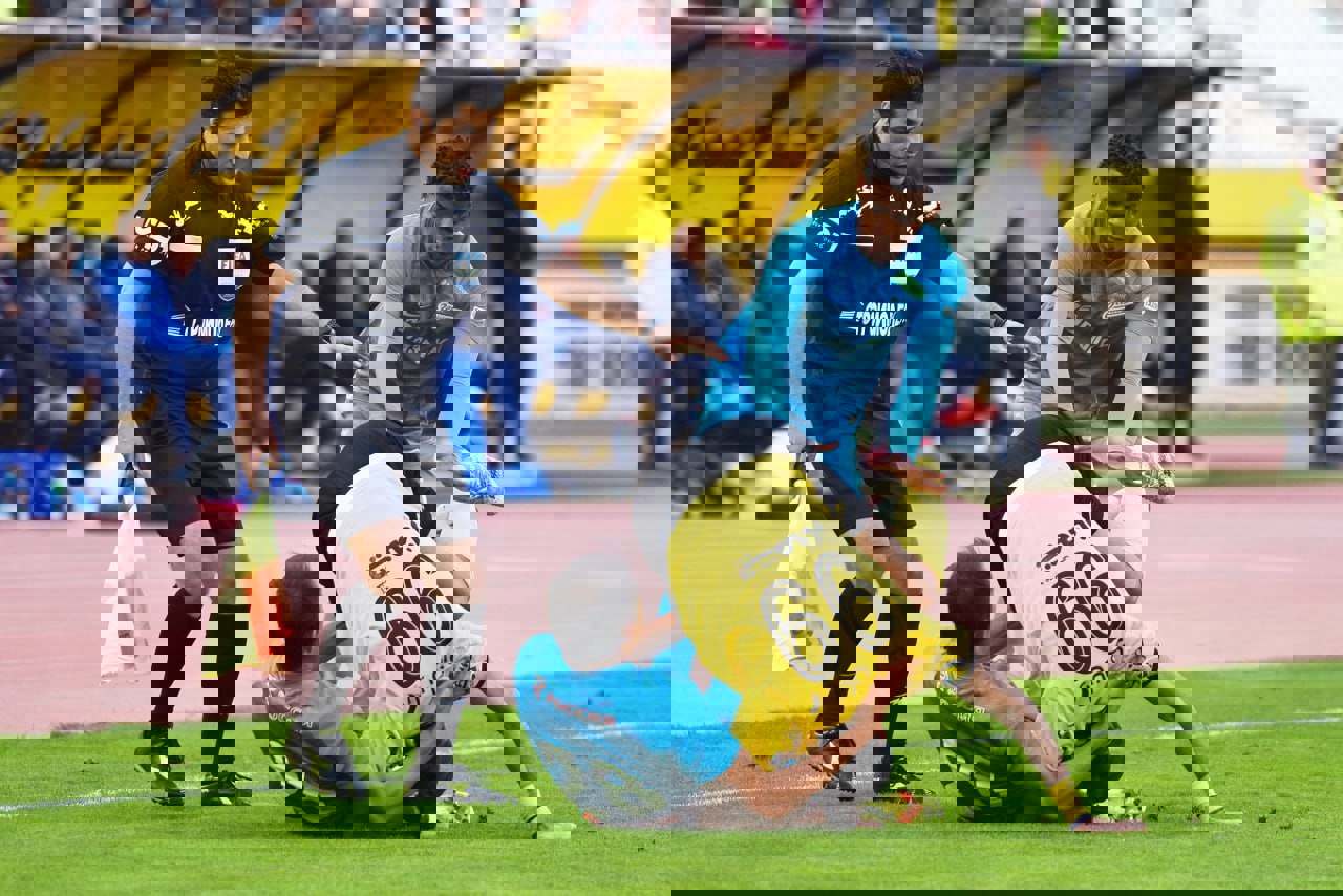 1802853