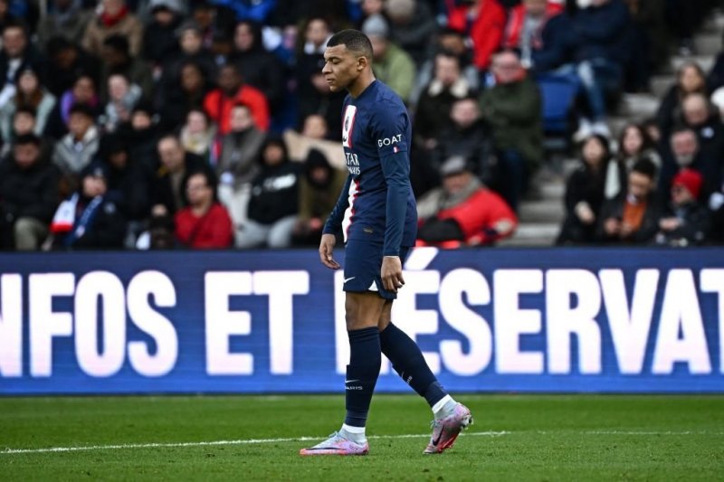 ستاره حوصلهی دریافت گل بد را نداشت / عصبانیت بیحدوحصر امباپه از گل خوردن PSG!