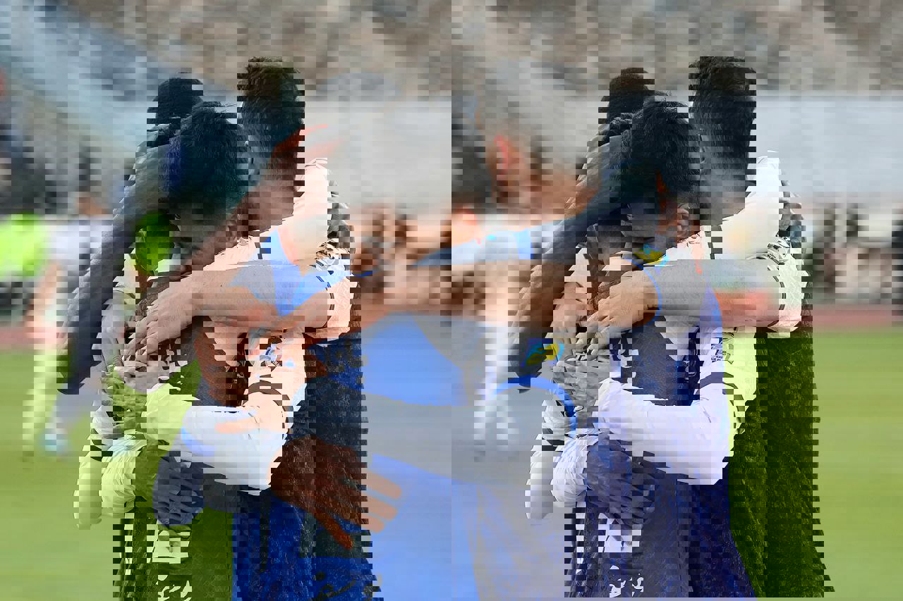 1803883