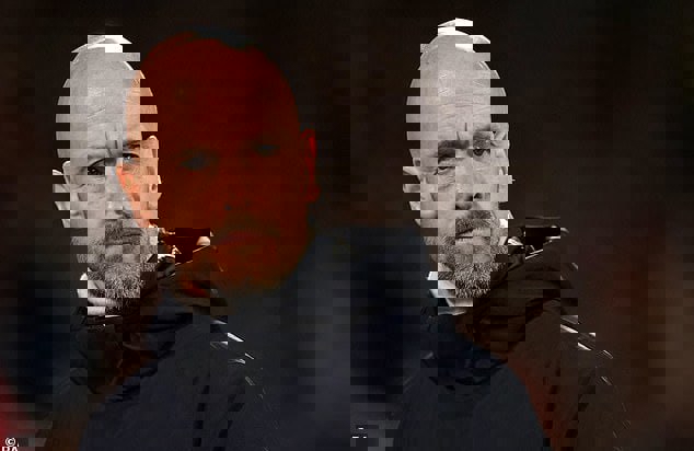 تن‌هاخ اولین خرید تابستانی یونایتد را لو داد