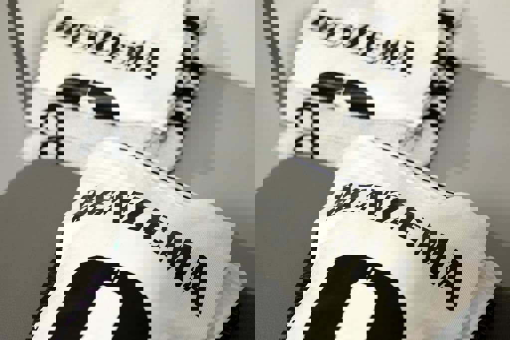 1804387