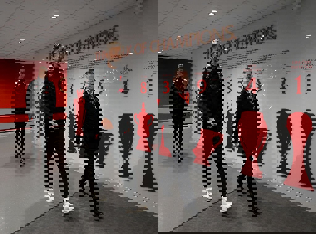 1804383
