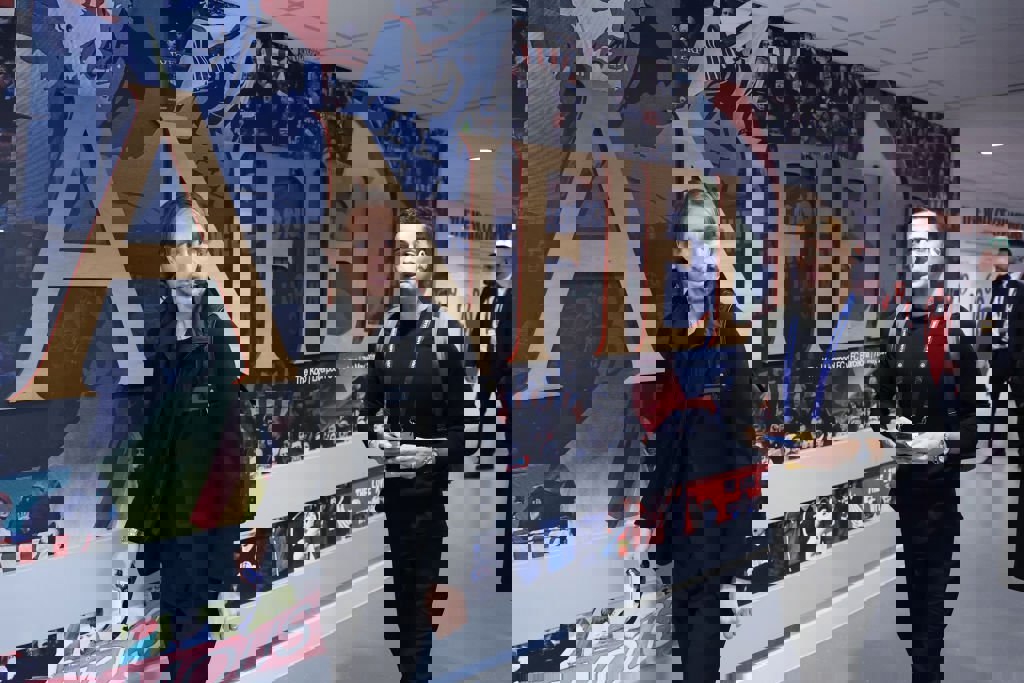 1804379