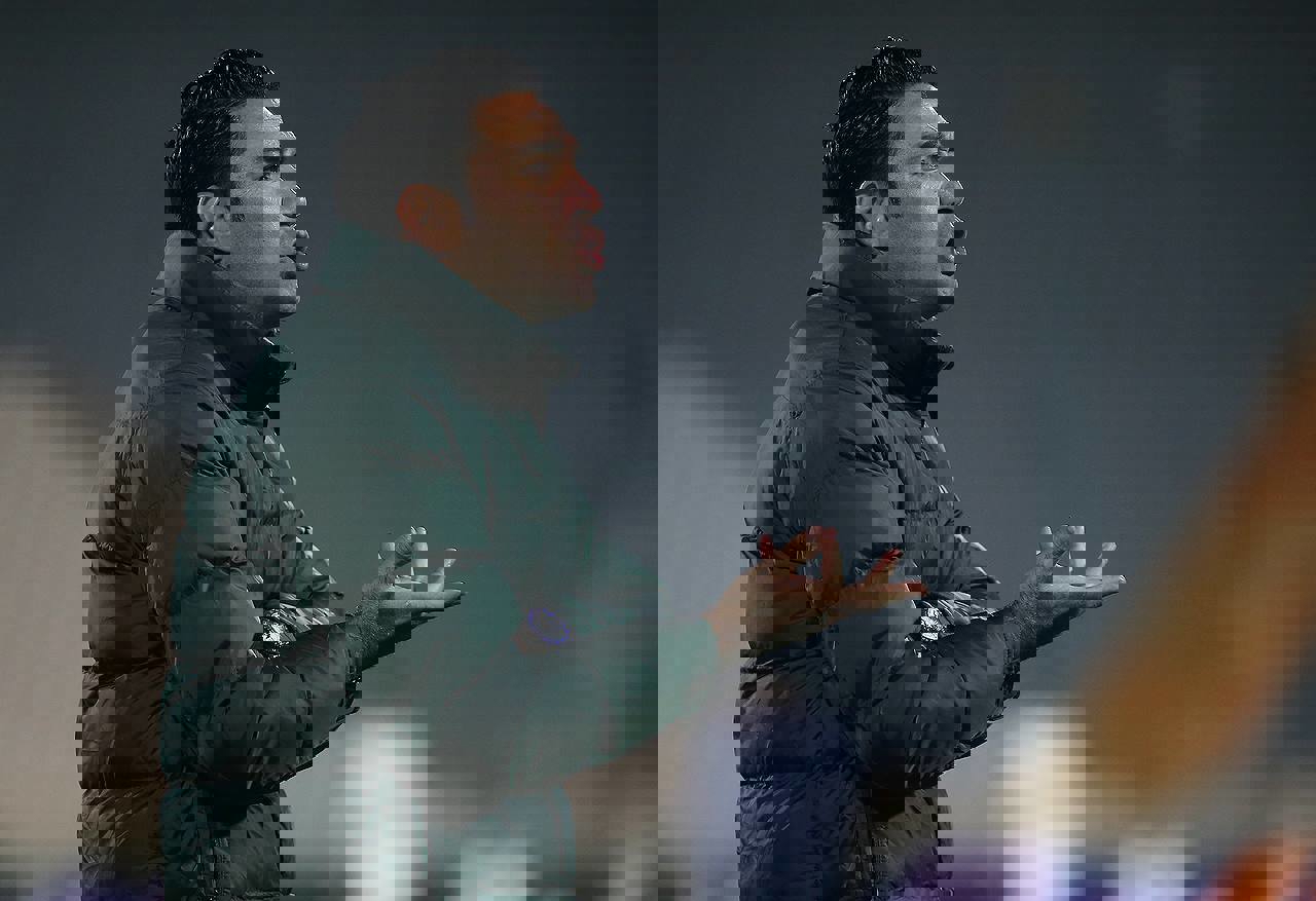 1804633