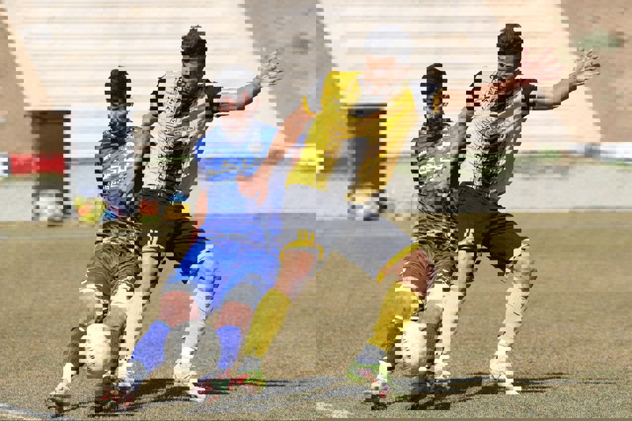 1804810