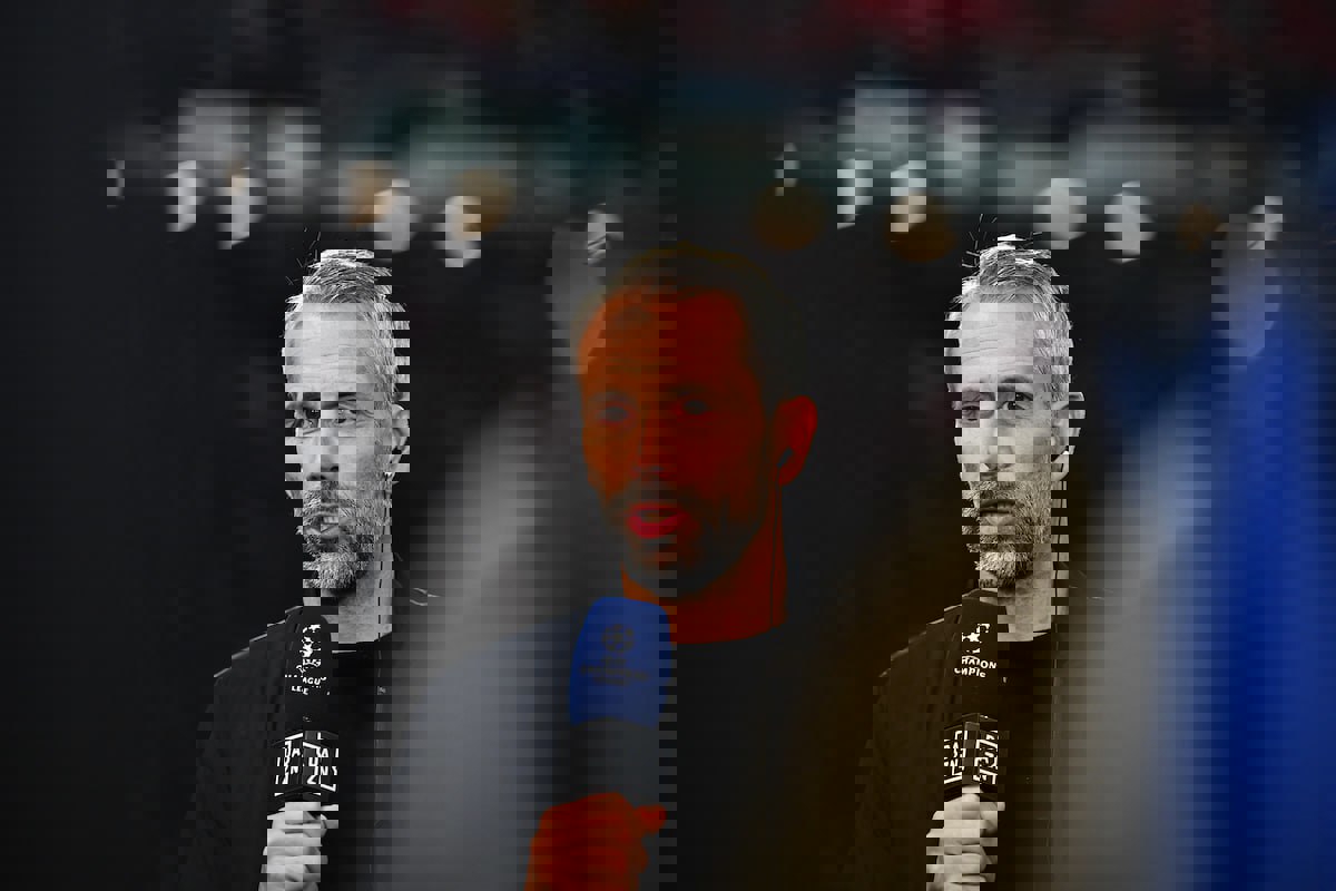 1804885