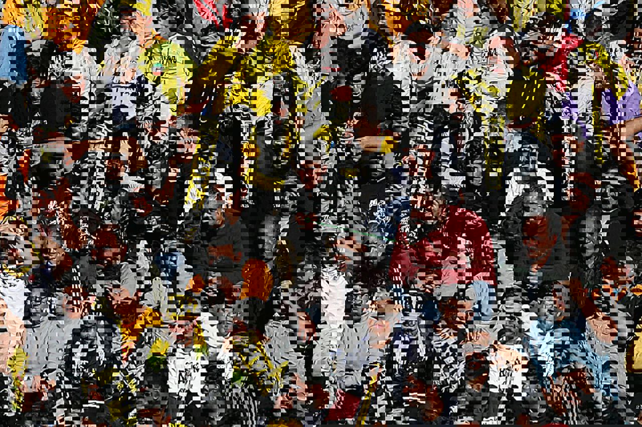 1804893