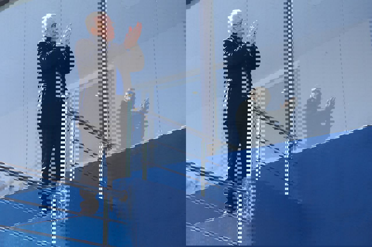 1804963