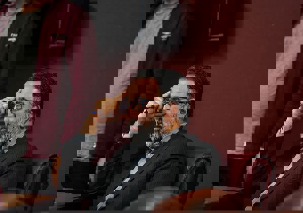 مشاور وزیر ورزش در سانحه سقوط بالگرد درگذشت