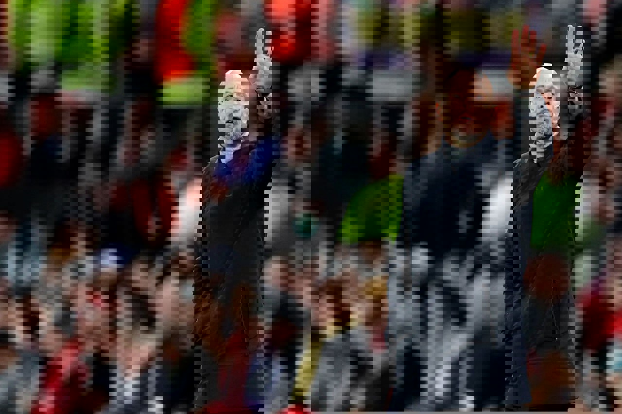 1805273