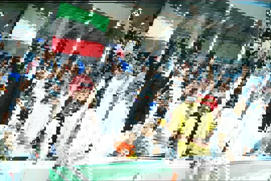 1805163