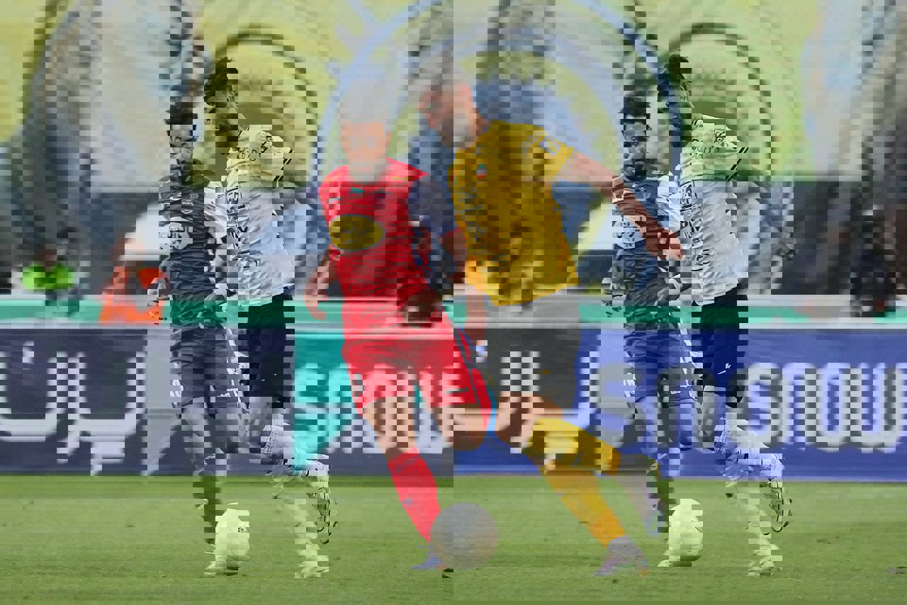 1805453