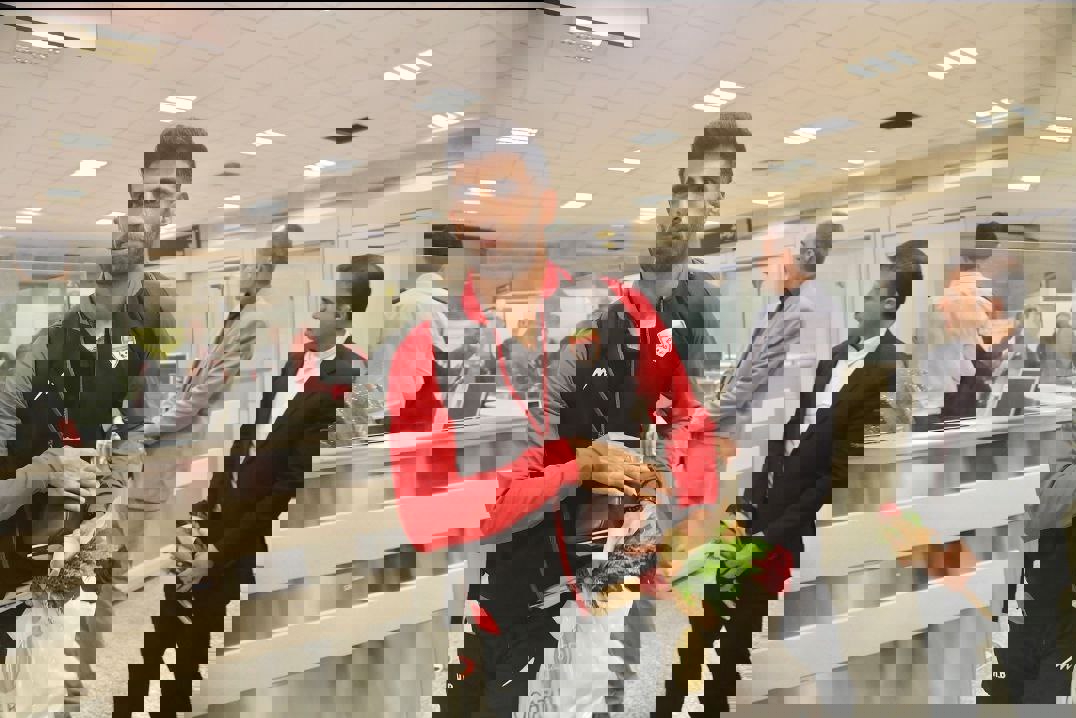 1805490