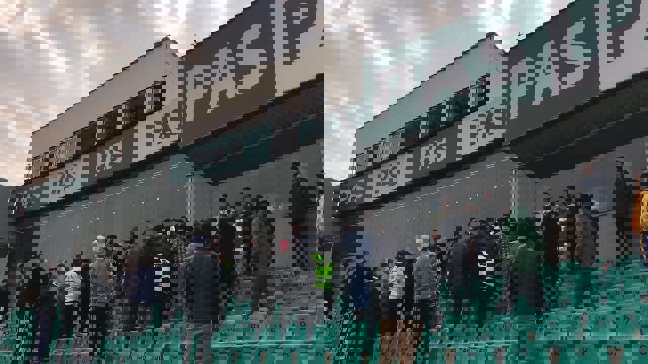 1805663