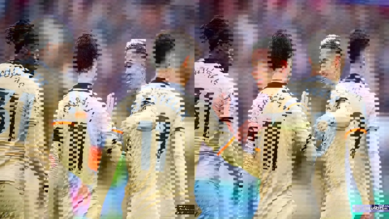 1805908