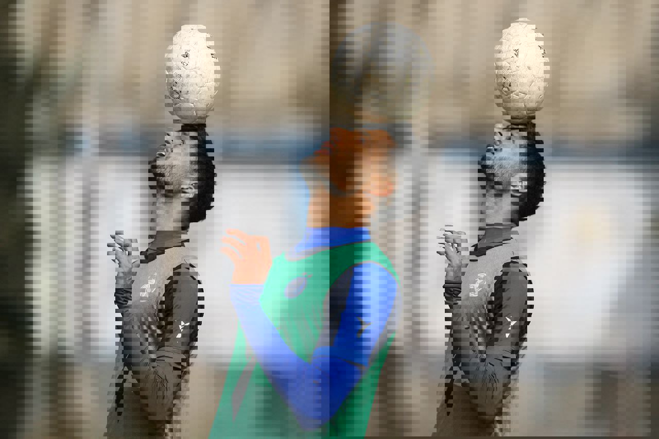 1805972